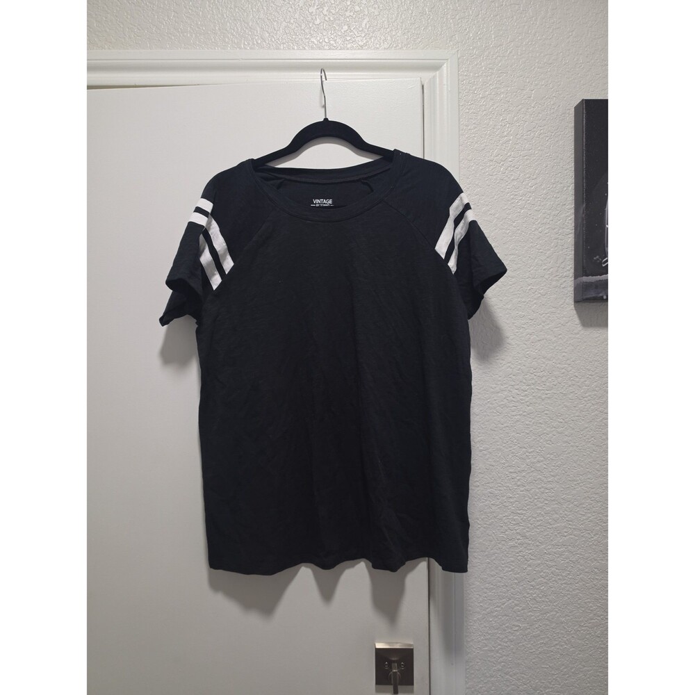 NWOT Torrid Shirt Sz 1